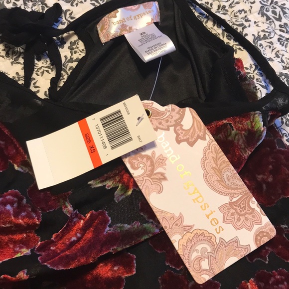 Band of gypsies roses tank top - Picture 2 of 5